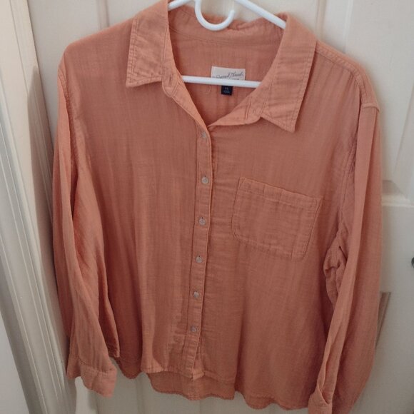 Universal Thread XXL women's super soft button down shirt - Picture 1 of 3